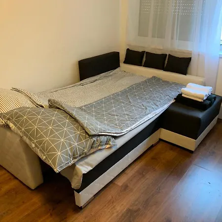 Parizsi Udvar Apartmán *
